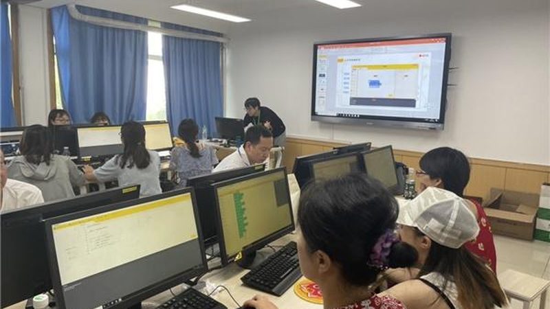 PLC与触摸屏编程入门，从基础到实践